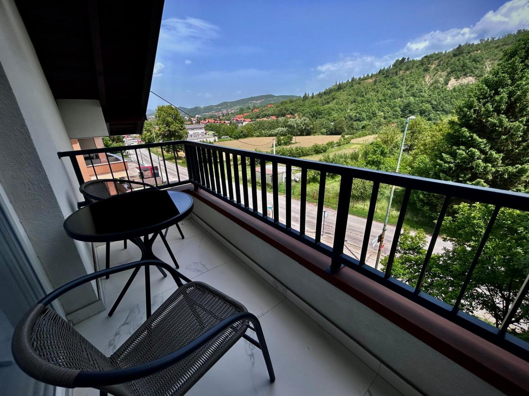 Sunny Corner Apartments Visoko Exterior photo